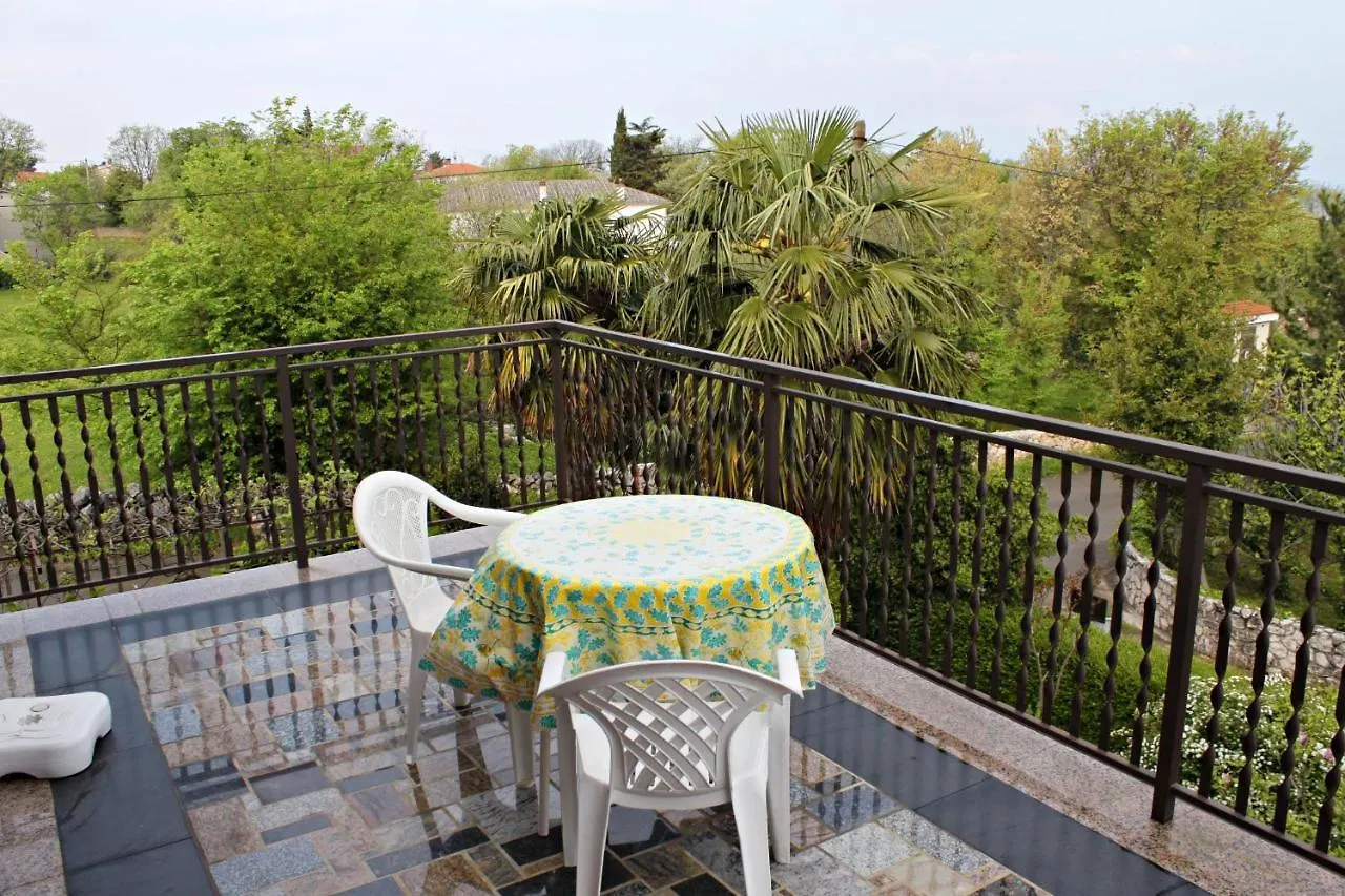 Apartments With A Parking Space Malinska Croatia