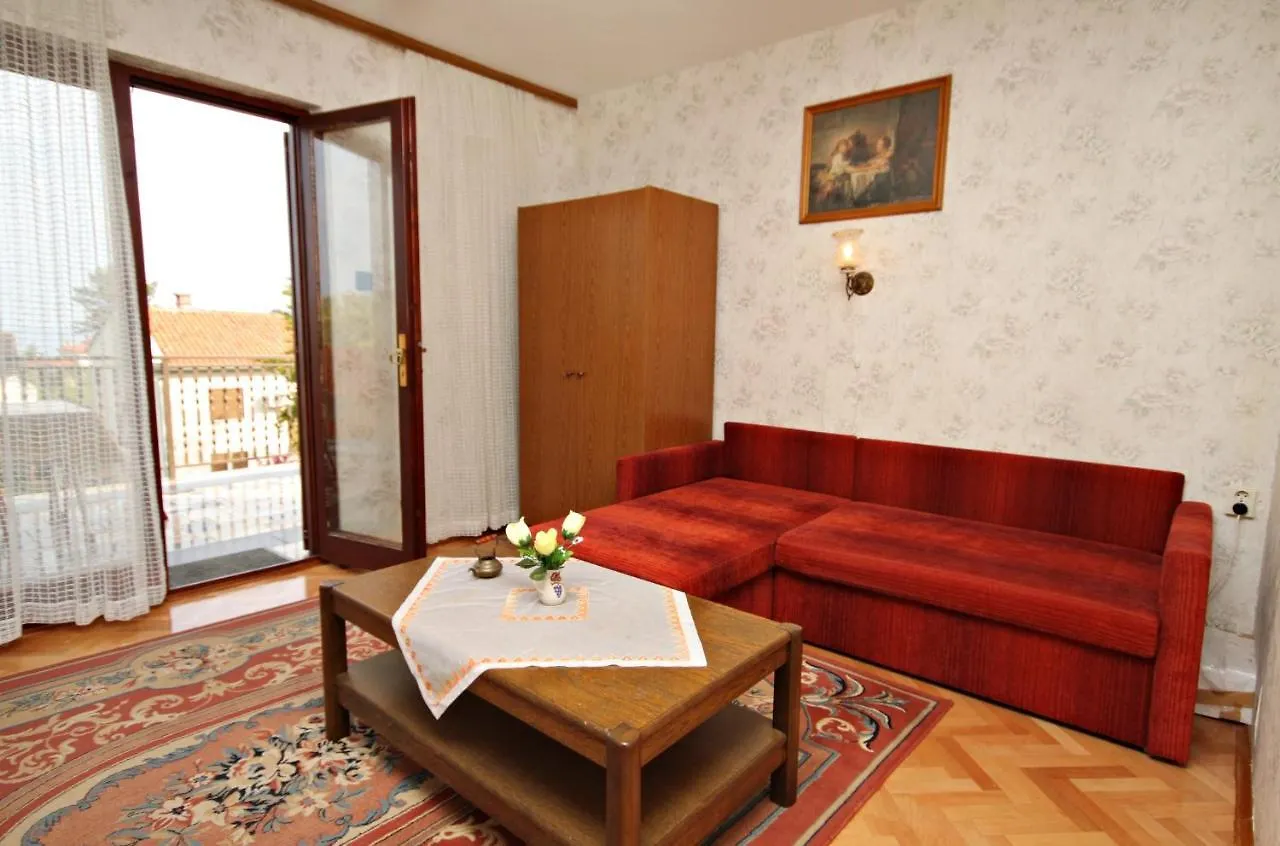 Apartments With A Parking Space Malinska