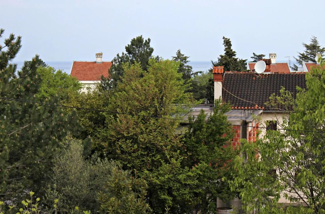 Apartments With A Parking Space Malinska